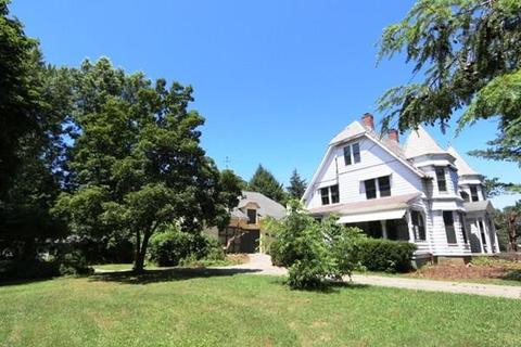 140 Oak St, Springfield, MA 01151 photo 3