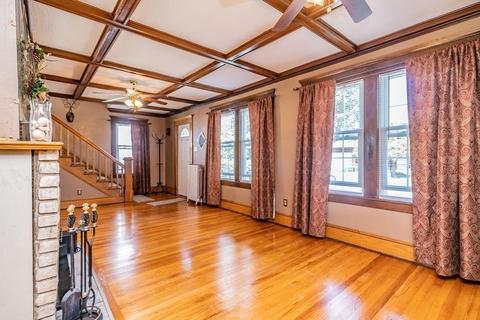 19 Ferris St, Springfield, MA 01151 photo 10