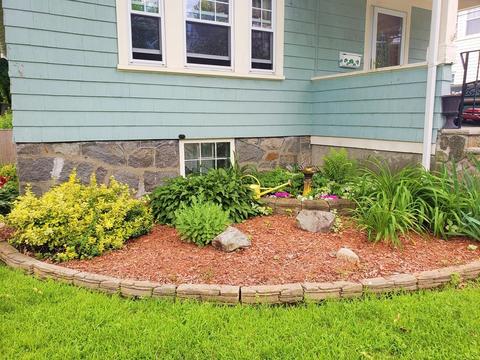 16 Ash St, Dedham, MA 02026 photo 3