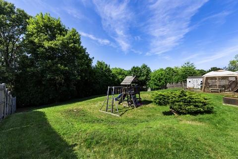 8 Bow St, Danvers, MA 01923 photo 20