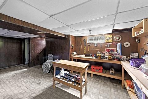 8 Bow St, Danvers, MA 01923 photo 17