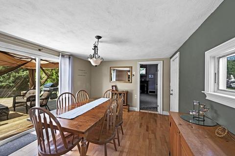 8 Bow St, Danvers, MA 01923 photo 11