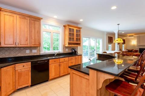 10 Dudley Rd, Mendon, MA 01756 photo 12