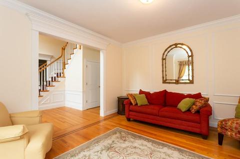 10 Dudley Rd, Mendon, MA 01756 photo 6