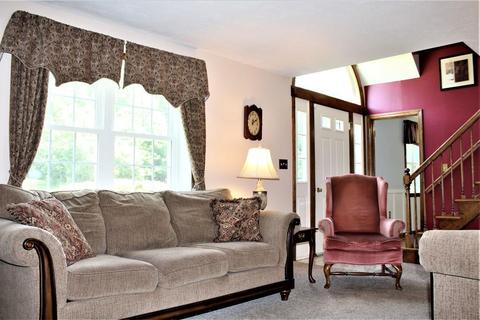 17 Taft Dr, Franklin, MA 02038 photo 11