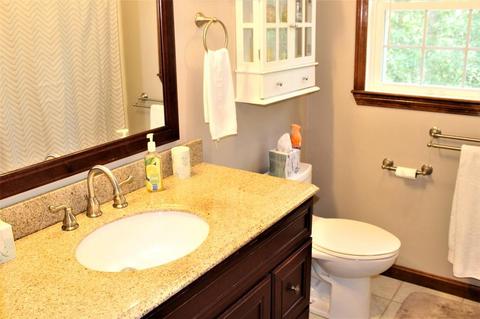 17 Taft Dr, Franklin, MA 02038 photo 12