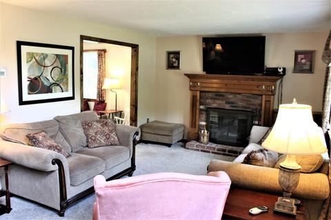 17 Taft Dr, Franklin, MA 02038 photo 10