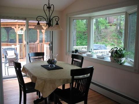 34 Meadowbrook Dr, Easthampton, MA 01027 photo 9