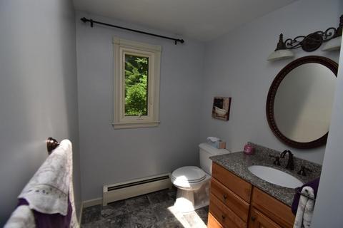 34 Meadowbrook Dr, Easthampton, MA 01027 photo 19