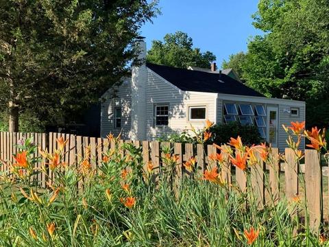 11 Lorenzo St, Springfield, MA 01109 photo 1
