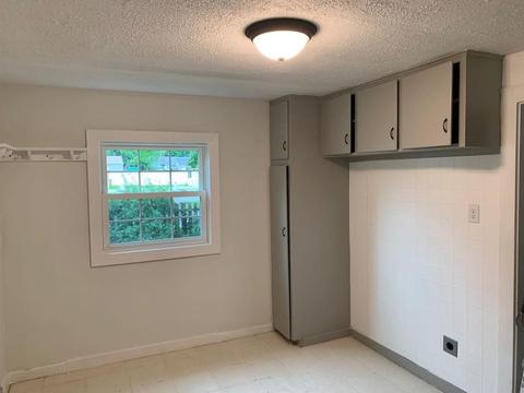 11 Lorenzo St, Springfield, MA 01109 photo 6