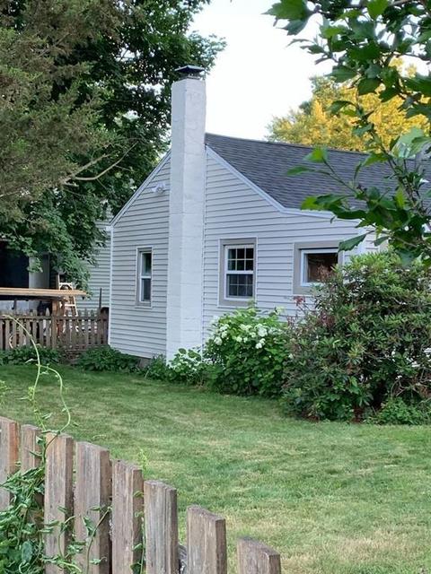 11 Lorenzo St, Springfield, MA 01109 photo 4