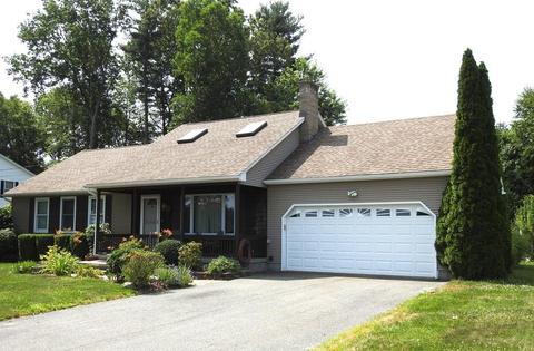 68 Oliver St, Easthampton, MA 01027 photo 2