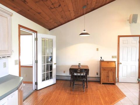 68 Oliver St, Easthampton, MA 01027 photo 22