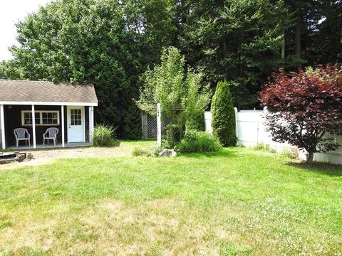 68 Oliver St, Easthampton, MA 01027 photo 41