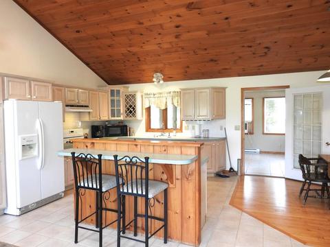 68 Oliver St, Easthampton, MA 01027 photo 15
