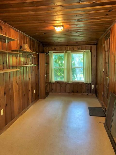 107 Dorwin Dr, West Springfield, MA 01089 photo 4