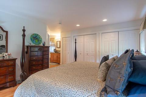 8 Plumbrook Dr, Easthampton, MA 01027 photo 23