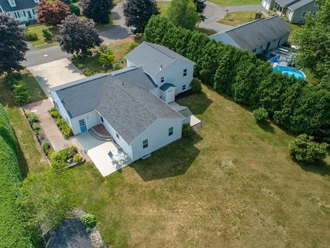 8 Plumbrook Dr, Easthampton, MA 01027 photo 11