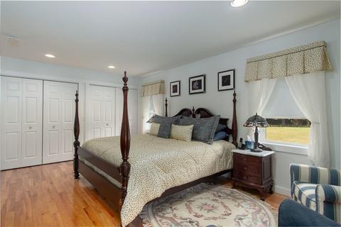 8 Plumbrook Dr, Easthampton, MA 01027 photo 22