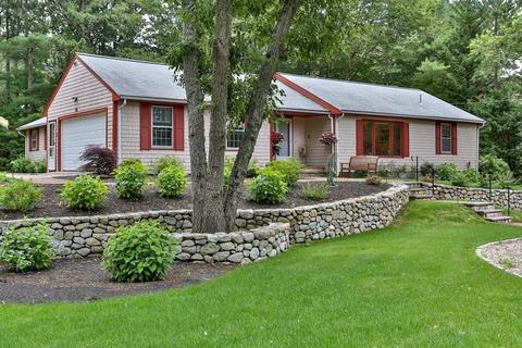 45 Holly Point Rd, Barnstable, MA 02632 photo 1
