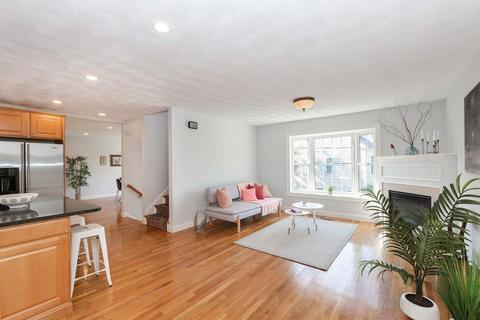 9 Bateman Ct #B, Wakefield, MA 01880 photo 4