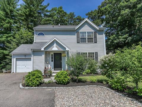 7 Heritage Path, Millis, MA 02054 photo 1