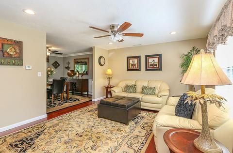 7 Heritage Path, Millis, MA 02054 photo 5