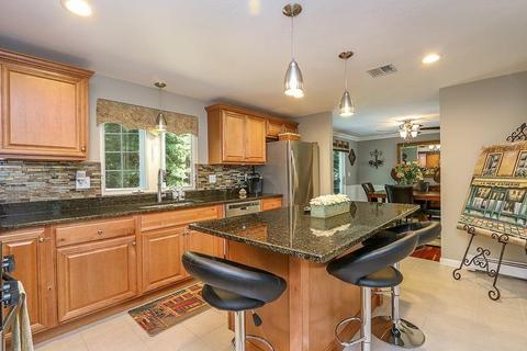 7 Heritage Path, Millis, MA 02054 photo 11