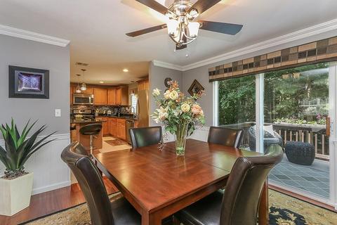 7 Heritage Path, Millis, MA 02054 photo 9