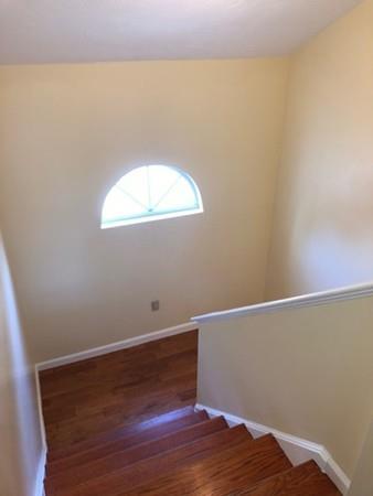 37 Ledgecrest Dr, Worcester, MA 01603 photo 11