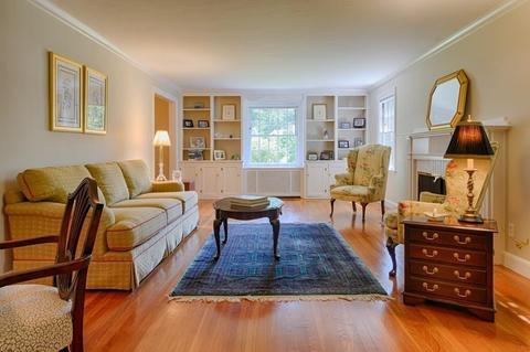 19 Thackeray Rd, Wellesley, MA 02481 photo 9