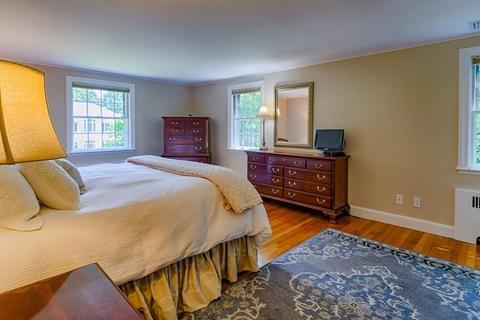 19 Thackeray Rd, Wellesley, MA 02481 photo 13