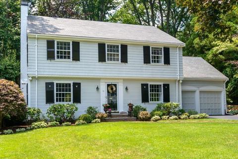 19 Thackeray Rd, Wellesley, MA 02481 photo 2