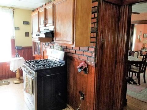 2 Louise St, Worcester, MA 01607 photo 9