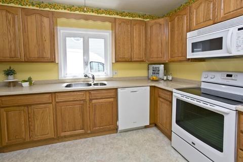 3 Bradford Ter, Everett, MA 02149 photo 11