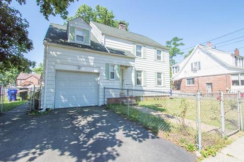 52 Corona St, Springfield, MA 01104 photo 1