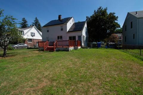 52 Corona St, Springfield, MA 01104 photo 9