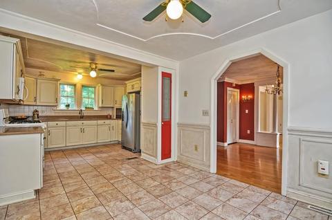 372 Old Post Rd, Sharon, MA 02067 photo 4