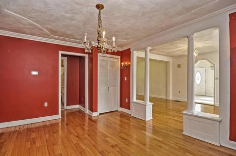 372 Old Post Rd, Sharon, MA 02067 photo 5