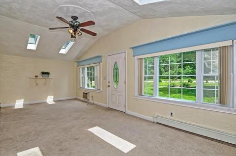 372 Old Post Rd, Sharon, MA 02067 photo 9
