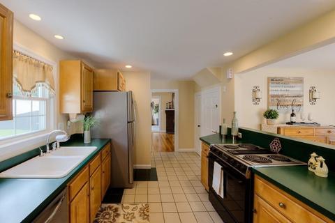 6 Bellingham Rd, Worcester, MA 01606 photo 15