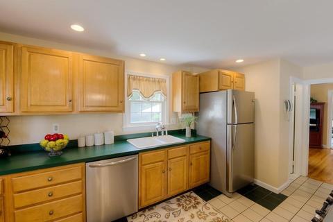 6 Bellingham Rd, Worcester, MA 01606 photo 10