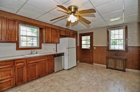 36 Hadwen Rd, Worcester, MA 01602 photo 3