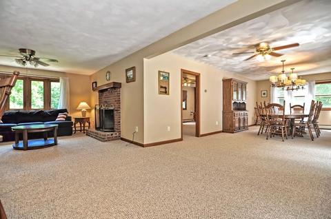 571 Ware, Mansfield, MA 02048 photo 13