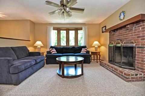 571 Ware, Mansfield, MA 02048 photo 12