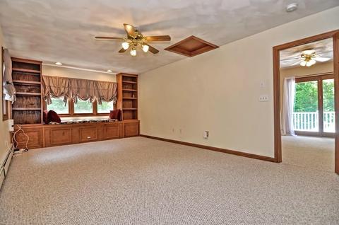 571 Ware, Mansfield, MA 02048 photo 18