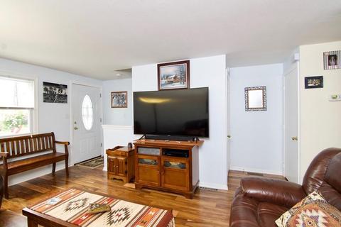 71 Tulsa St, Springfield, MA 01118 photo 13