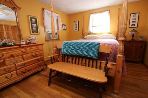 39 Thurlow St, Georgetown, MA 01833 photo 16