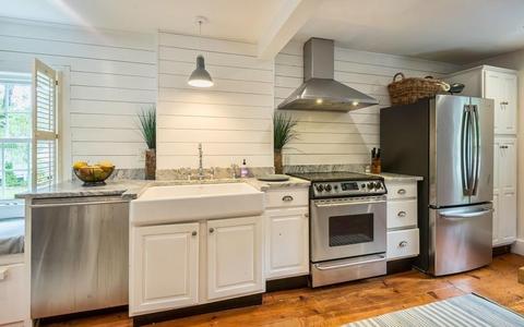 97 Conant St, Danvers, MA 01923 photo 8